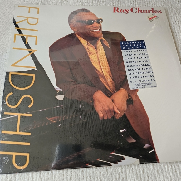 Ray Charles - “Friendships” Vinyl LP Record Featuring Special Guests 🎶 - Picture 1 of 16